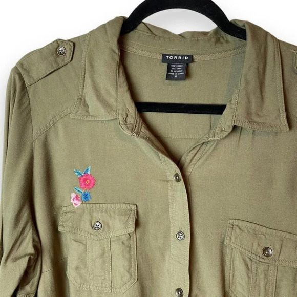 Torrid Green Embroidered Twill Button Shirt - Picture 6 of 11